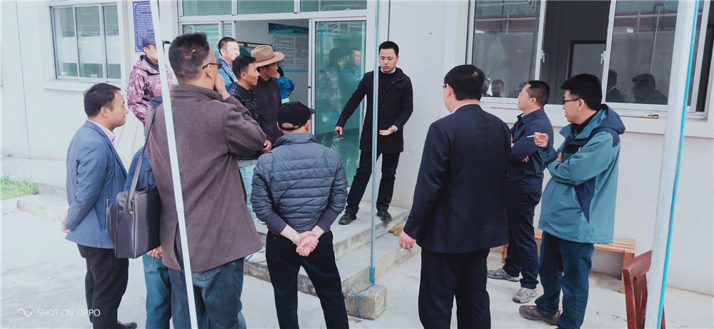 西南督查組在自治區(qū)、日喀則市、吉隆縣、吉隆鎮(zhèn)有關領導的陪同下對吉隆鎮(zhèn)污水處理廠檢查工作
